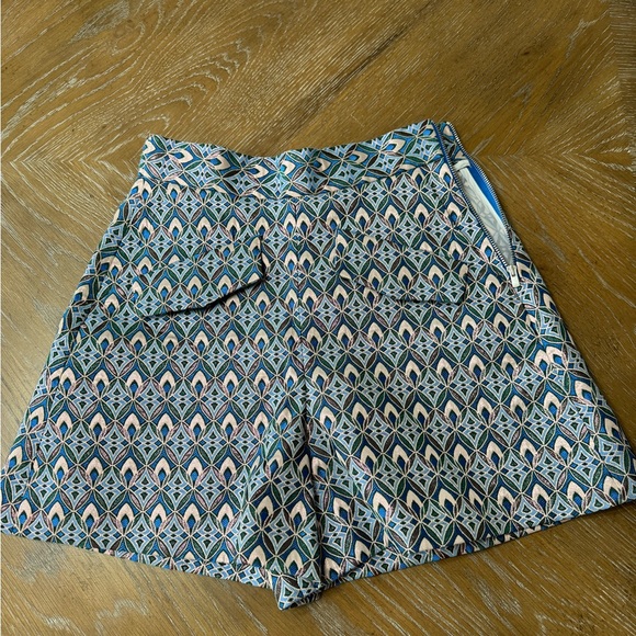 Maje shorts 34 XS Size New Woman